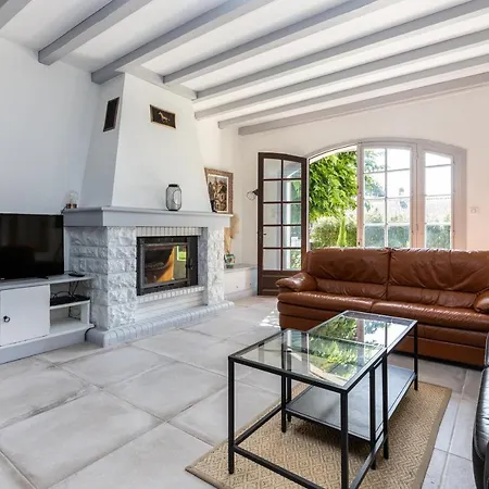 Prázdninový dům Grande Maison Landaise Avec Piscine *